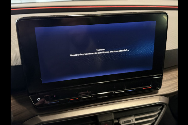 Seat Leon 1.5 eTSI Style Business Intense | Camera | Apple Carplay | Keyless