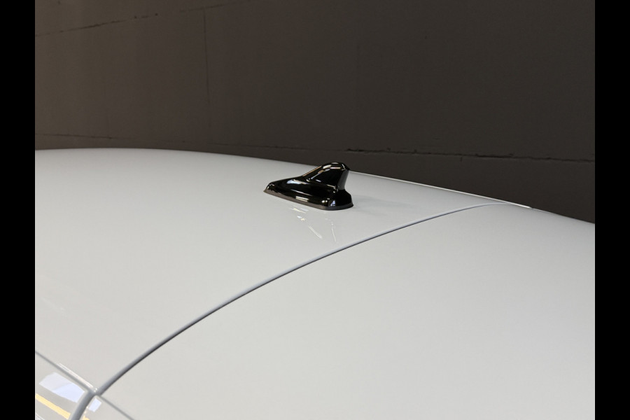 Seat Leon 1.5 eTSI Style Business Intense | Camera | Apple Carplay | Keyless