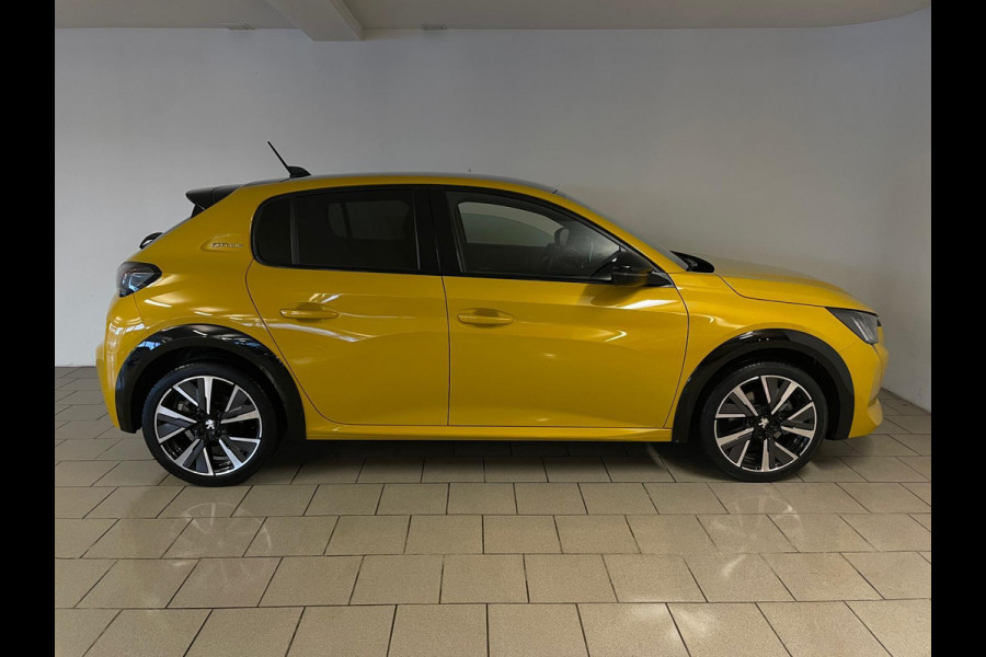 Peugeot 208 1.2 PureTech GT Pack CLIMA APPLE CARPLAY NAVI CRUISE ELEK RAMEN CENT VERG VELGEN PRIVACYGLAS