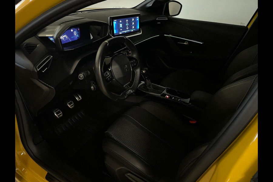Peugeot 208 1.2 PureTech GT Pack CLIMA APPLE CARPLAY NAVI CRUISE ELEK RAMEN CENT VERG VELGEN PRIVACYGLAS