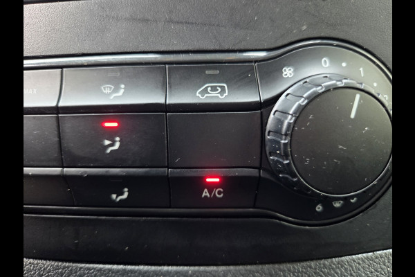 Mercedes-Benz eVito eVito Lang 41 kWh Airco Achteruitrijcamera Verwarmde voorstoel