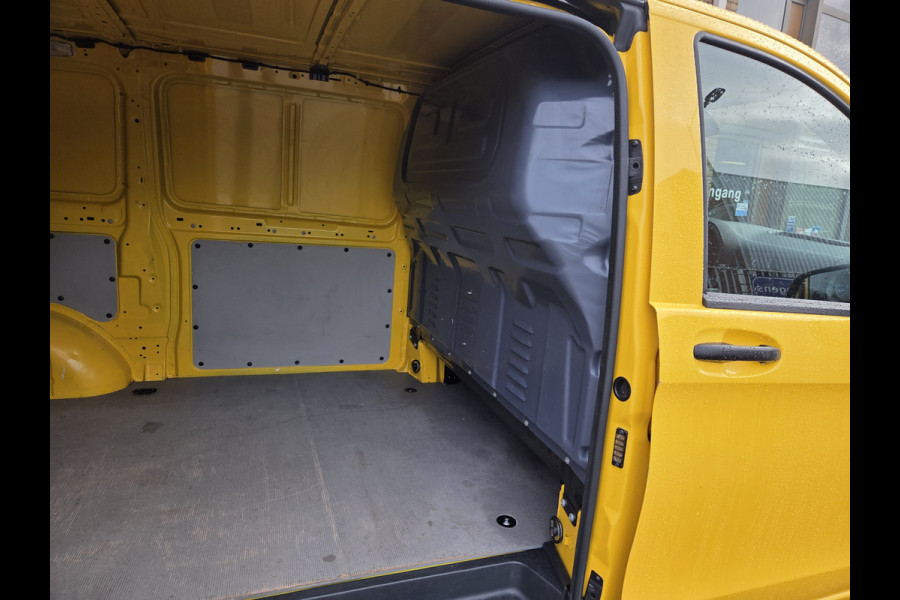 Mercedes-Benz eVito eVito Lang 41 kWh Airco Achteruitrijcamera Verwarmde voorstoel