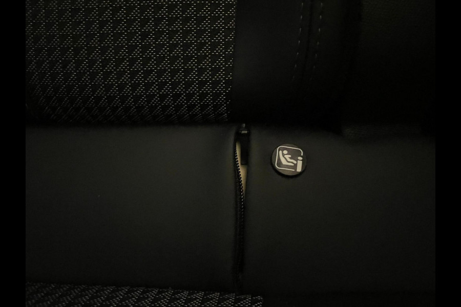 Peugeot 208 1.2 PureTech GT Pack CLIMA APPLE CARPLAY NAVI CRUISE ELEK RAMEN CENT VERG VELGEN PRIVACYGLAS