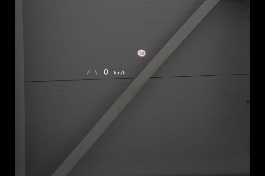 Hyundai IONIQ 5 Lounge 73kWh | SOH 96% | Stoelventilatie | Warmtepomp | Leder | Head-Up | 360 Camera | Adaptive cruise | Achterbankverwarming | Carplay | Vehicle-to-load | Memory | Keyless