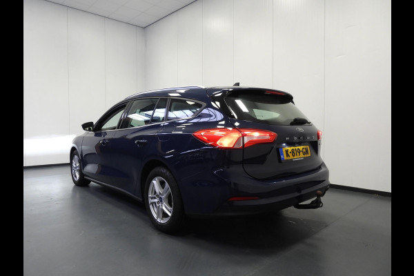 Ford FOCUS Wagon 1.0 EcoBoost Trend Business NAVI/CAMERA/TREKH./PDC/16"LMV!