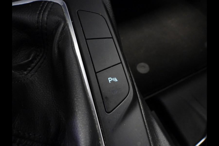 Ford FOCUS Wagon 1.0 EcoBoost Trend Business NAVI/CAMERA/TREKH./PDC/16"LMV!