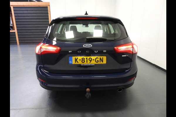 Ford FOCUS Wagon 1.0 EcoBoost Trend Business NAVI/CAMERA/TREKH./PDC/16"LMV!