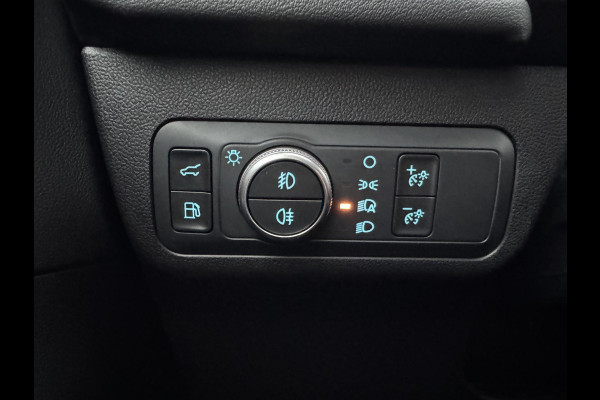 Ford Kuga 2.5 PHEV Vignale 225pk Adaptieve Cruise | Winterpack | Head up Display | 19 inch velgen | Memory Seats | Dealer onderhouden