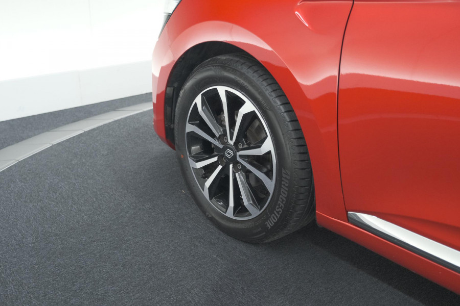 Renault Clio 1.0 TCe 90 GPF techno | 360 Camera | Adaptieve Cruise Control | 9.3 Inch Groot Scherm