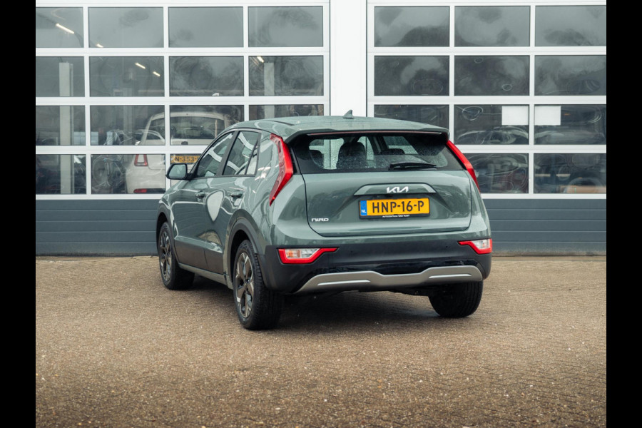 Kia Niro EV Light 64.8 kWh l navigatie l Apple car play android auto l