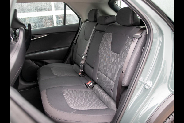 Kia Niro EV Light 64.8 kWh l navigatie l Apple car play android auto l