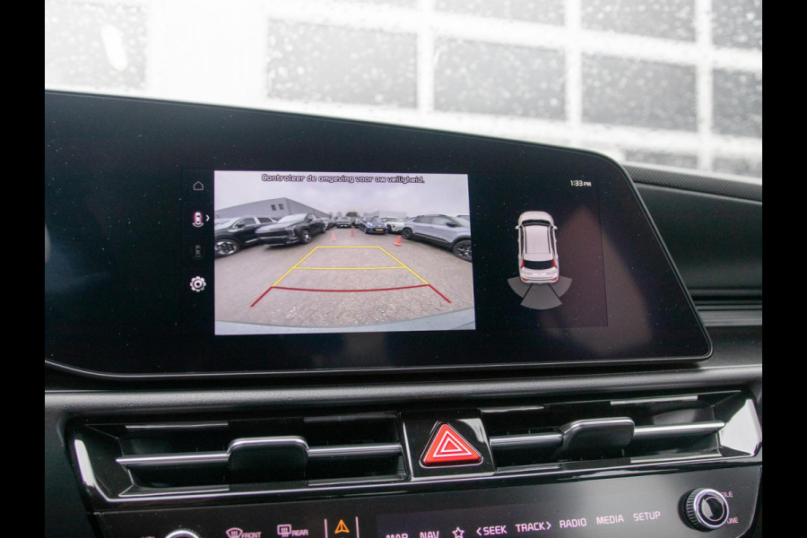Kia Niro EV Light 64.8 kWh l navigatie l Apple car play android auto l