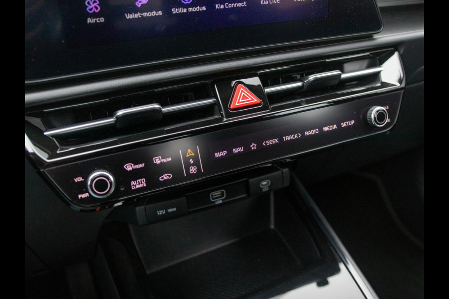 Kia Niro EV Light 64.8 kWh l navigatie l Apple car play android auto l