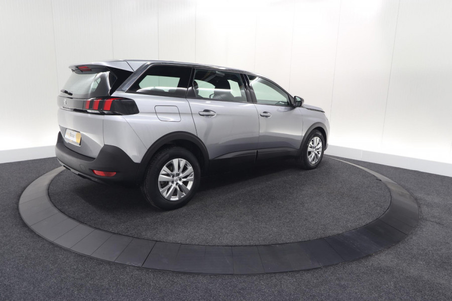Peugeot 5008 PureTech 130 EAT8 Active Pack | 7 Zitplaatsen | Camera | Apple Carplay | Parkeersensoren