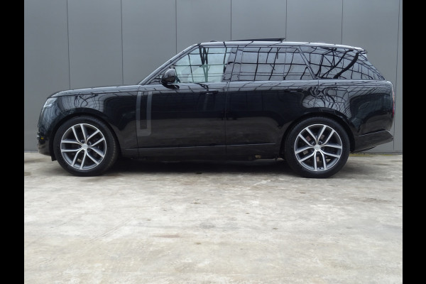 Land Rover Range Rover 3.0 P550e HSE PHEV * HEAD-UP * 22 INCH * 80 KM ACCU RANGE. !!