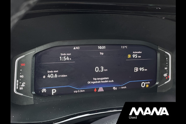 Volkswagen Transporter 2.0TDI 150PK L2H1 DC Bulli Automaat Leer LED Navi Carplay Trekhaak