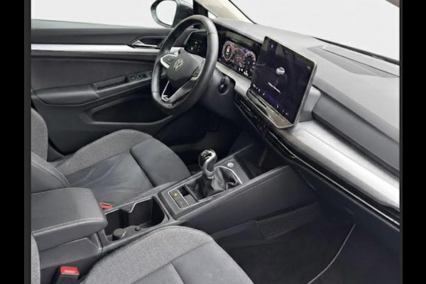 Volkswagen Golf Variant 1.5 TSI Life Edition 115PK | Verlengde garantie | Navigatie | Ergo stoelen | Stoelverwarming |