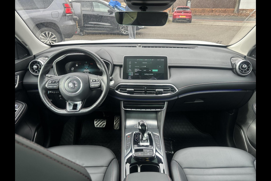 MG EHS 1.5 TGDI Luxury PHEV | MEGA COMPLEET! | TREKHAAK | COMPLETE HISTORIE AANWEZIG | FABRIEKSGARANTIE T/M 11-2030 | 52km WLTP ELECTR RIJBEREIK, TOTAAL RIJBEREIK TOT 1.000km!