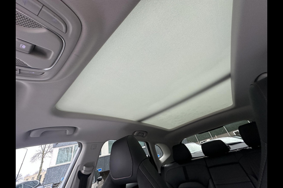 MG EHS 1.5 TGDI Luxury PHEV | MEGA COMPLEET! | TREKHAAK | COMPLETE HISTORIE AANWEZIG | FABRIEKSGARANTIE T/M 11-2030 | 52km WLTP ELECTR RIJBEREIK, TOTAAL RIJBEREIK TOT 1.000km!