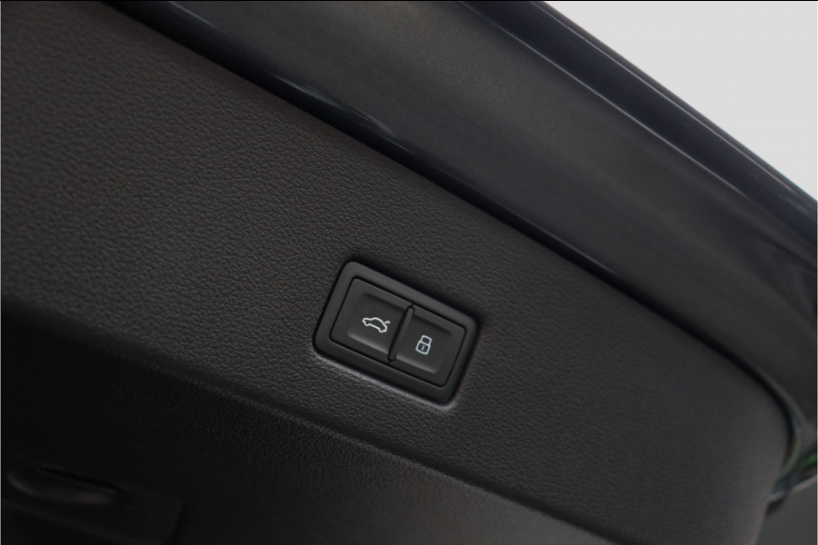 Audi RS7 4.0 V8 TFSI Quattro 600pk **Keramisch/HUD/Pano.dak/B&O/360/**