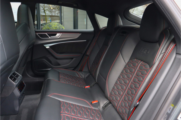 Audi RS7 4.0 V8 TFSI Quattro 600pk **Keramisch/HUD/Pano.dak/B&O/360/**