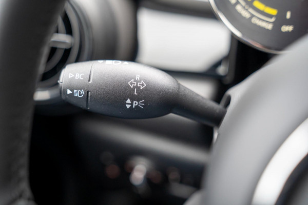 MINI Mini Electric Business Edition 33 kWh|Prijs rijklaar incl. 12 mnd garantie||Bluetooth NAV LMV Parkeersensoren achter Camera