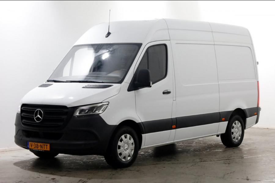 Mercedes-Benz Sprinter 317 CDI 170pk 9G Automaat L2H2 LED/Camera/Trekhaak 3500kg 01-2022