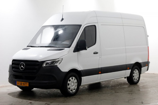 Mercedes-Benz Sprinter 317 CDI 170pk 9G Automaat L2H2 LED/Camera/Trekhaak 3500kg 01-2022