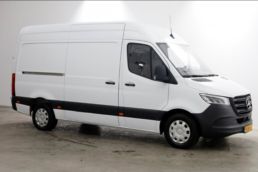 Mercedes-Benz Sprinter 317 CDI 170pk 9G Automaat L2H2 LED/Camera/Trekhaak 3500kg 01-2022