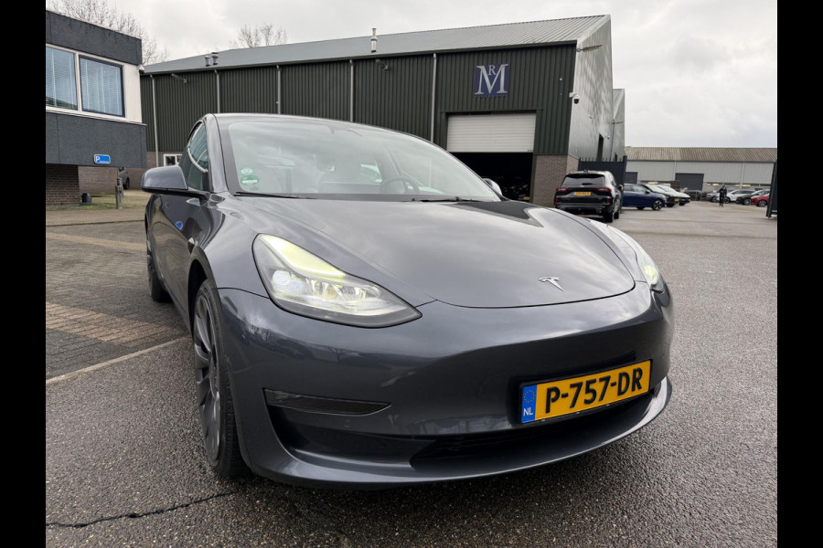 Tesla Model 3 Performance AWD 75 kWh SOH 96% | 20 INCH VELGEN ALS NIEUW | SUPER NETTE AUTO | FABRIEKSGARANTIE OP HOOGVOLTACCU EN AANDRIJFLIJN T/M 03-2030 |