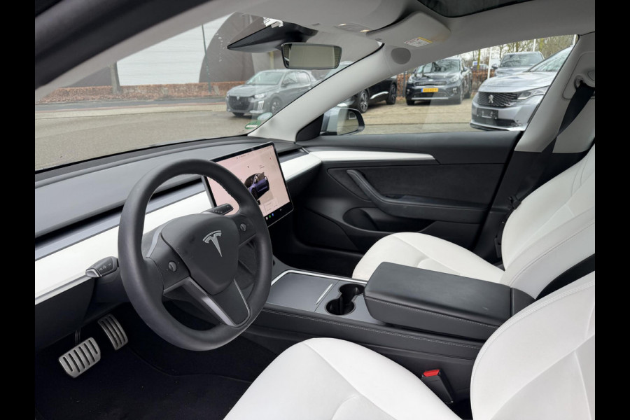 Tesla Model 3 Performance AWD 75 kWh SOH 96% | 20 INCH VELGEN ALS NIEUW | SUPER NETTE AUTO | FABRIEKSGARANTIE OP HOOGVOLTACCU EN AANDRIJFLIJN T/M 03-2030 |