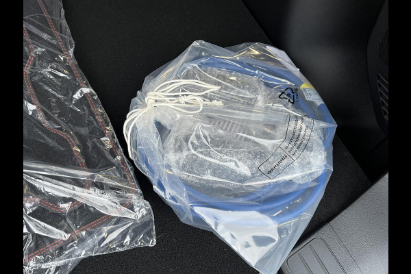 Ford Kuga 2.5 PHEV ST-Line X NIEUWE AUTO | FABRIEKSGARANTIE WINTERPACK | PANO | 360 CAMERA| ELEK. ACHTERKLEP| ACHTERBANK VERWARMD| STOEL + STUURVERWARMING| SUPER COMPLEET!