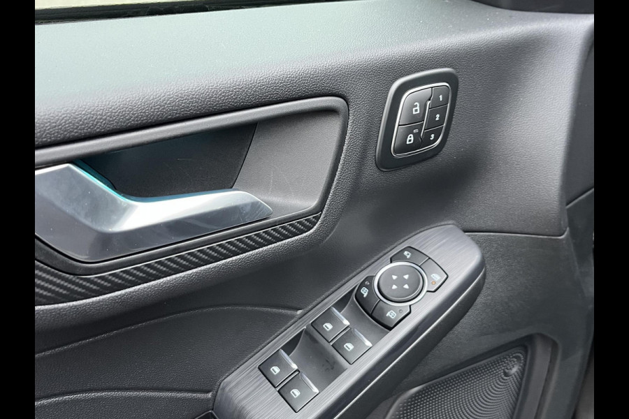 Ford Kuga 2.5 PHEV ST-Line X NIEUWE AUTO | FABRIEKSGARANTIE WINTERPACK | PANO | 360 CAMERA| ELEK. ACHTERKLEP| ACHTERBANK VERWARMD| STOEL + STUURVERWARMING| SUPER COMPLEET!