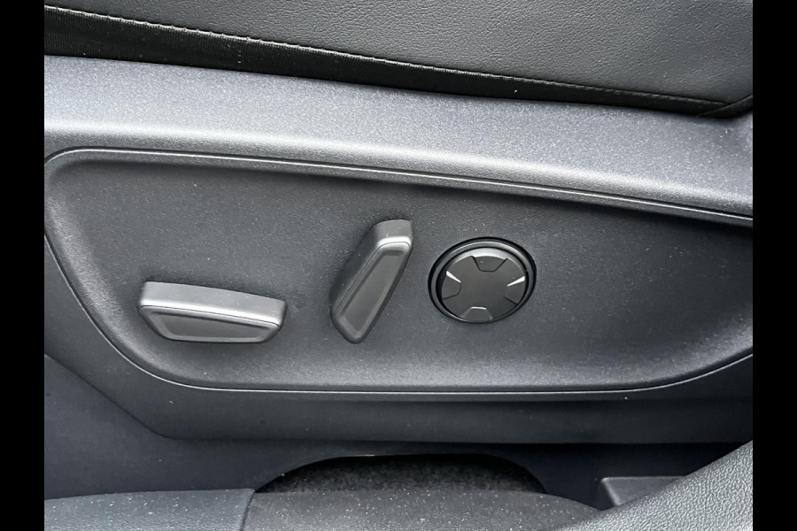 Ford Kuga 2.5 PHEV ST-Line X NIEUWE AUTO | FABRIEKSGARANTIE WINTERPACK | PANO | 360 CAMERA| ELEK. ACHTERKLEP| ACHTERBANK VERWARMD| STOEL + STUURVERWARMING| SUPER COMPLEET!