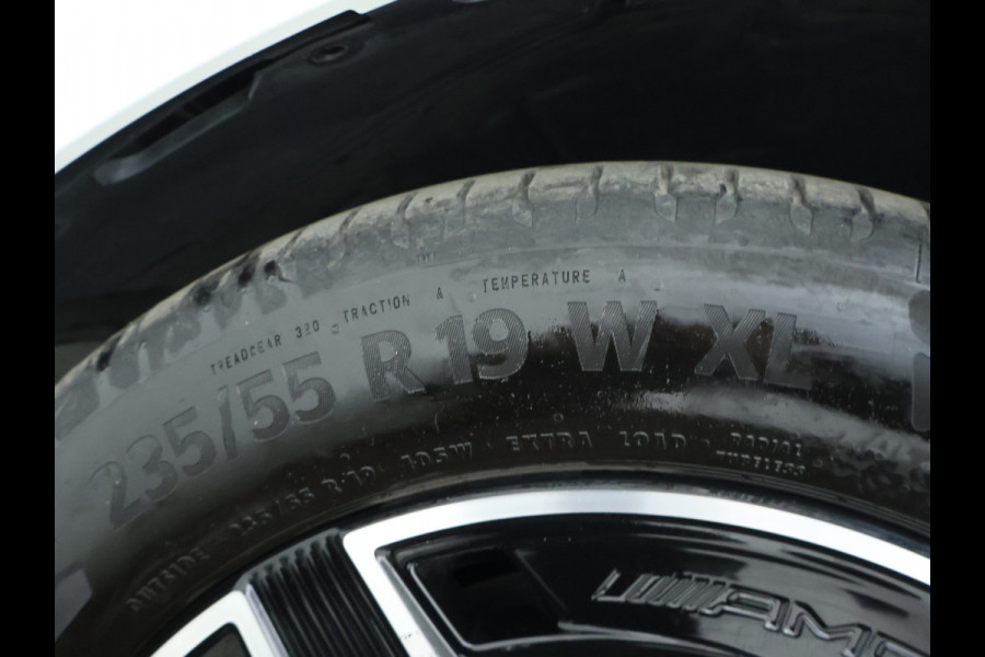 Mercedes-Benz GLC 300 e 4MATIC AMG Plug-In Hybride | AMG Line | Night Pakket | Panoramadak | Trekhaak | Inclusief 24 maanden MB Certified garantie voor Europa.
