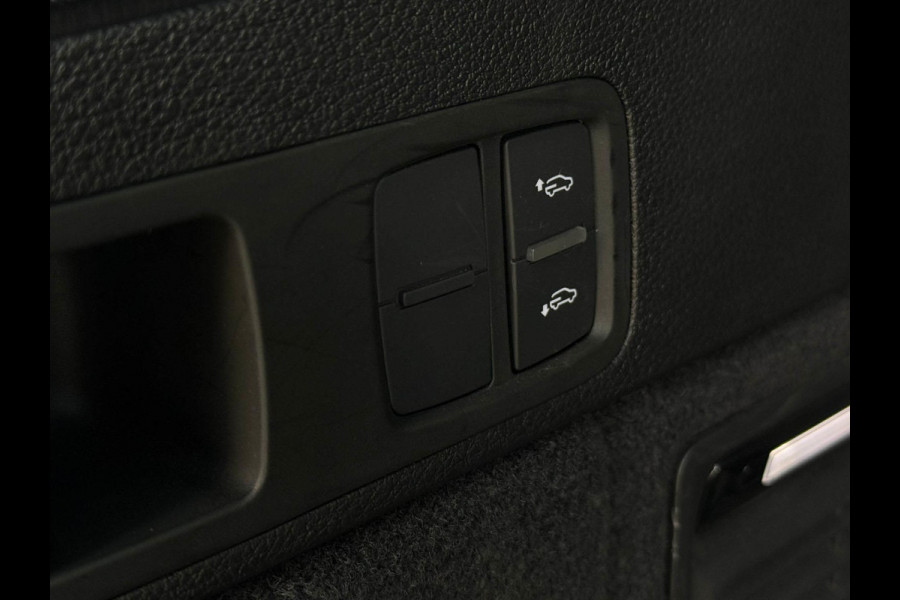 Audi Q5 50TFSI e 299PK Quattro Competition S Edition S-Line 1é Eig! Audi Exclusive|Pano|Luchtvering|S-Kuipstoelen|HD Matrix|Carbon