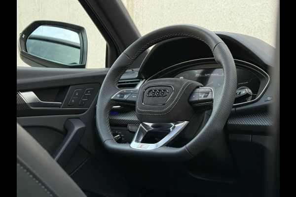 Audi Q5 50TFSI e 299PK Quattro Competition S Edition S-Line 1é Eig! Audi Exclusive|Pano|Luchtvering|S-Kuipstoelen|HD Matrix|Carbon