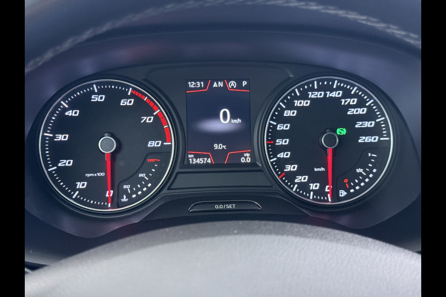 Seat Ateca 1.5TSI 150PK Automaat Trekhaak Navi Ecc Stoelverwarming Apple Carplay/Android Auto Cruise Control Pdc Style Business Intense Elek.Achterklep Lmv 17" Led Regen-/Lichtsensor Full Link DAB+ Bluetooth DSG 1.600KG Trekgewicht