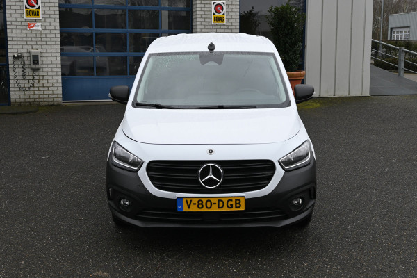 Mercedes-Benz Citan 110 CDI L2 Pro 3 Zitplaatsen, MBUX met camera
