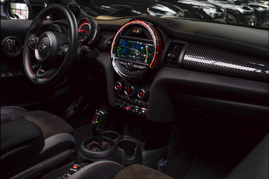 MINI Cabrio 2.0 John Cooper Works 232pk HUD Navi Leer Camera Harman K. PDC Carplay Keyless Go & Entry LM velgen Zwarte binnenhemel Stoelverwarming Sportstoelen LED BTW auto!