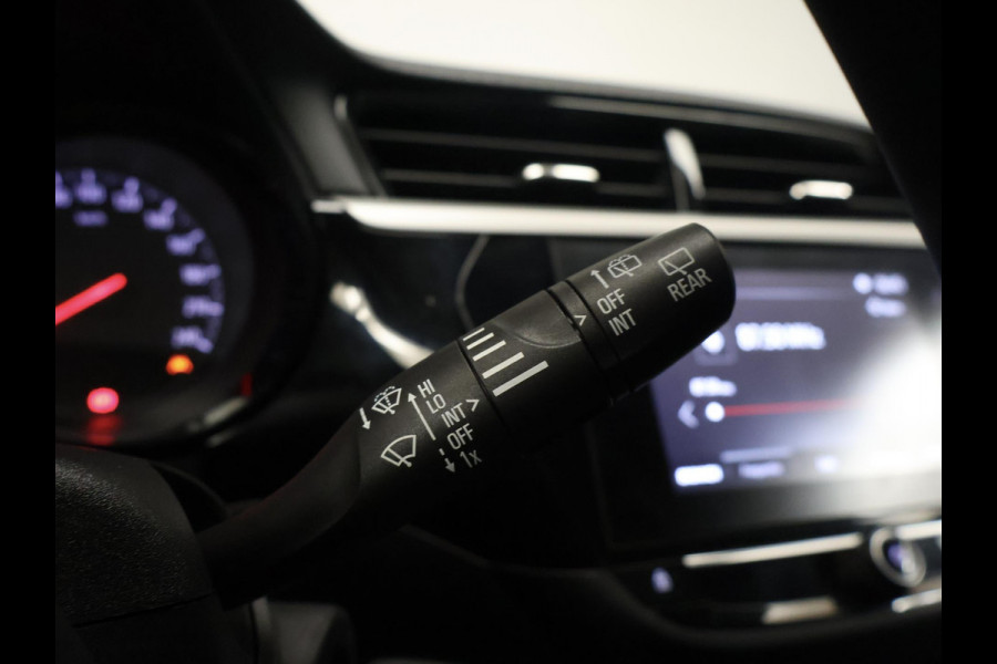 Opel Corsa 1.2 Edition Sport (APPLE CARPLAY,NAVI,PDC,CRUISE,LED,ELEKTRISCH PAKKET,LANE ASSIST,SPORTSTOELEN,NETTE STAAT)
