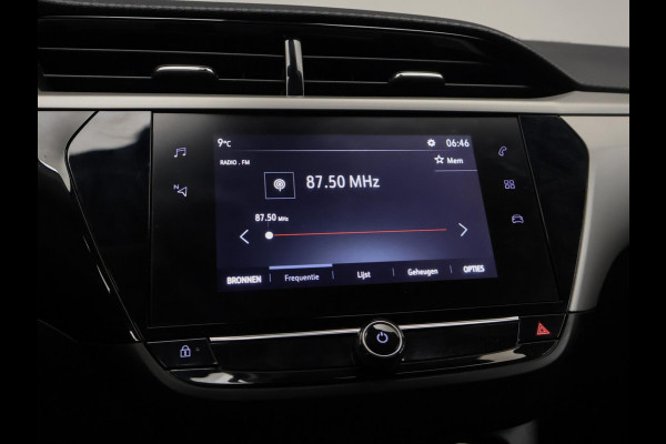 Opel Corsa 1.2 Edition Sport (APPLE CARPLAY,NAVI,PDC,CRUISE,LED,ELEKTRISCH PAKKET,LANE ASSIST,SPORTSTOELEN,NETTE STAAT)