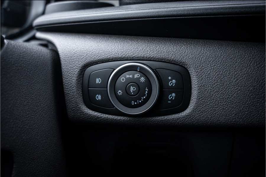 Ford Transit Custom 320 2.0 TDCI 185pk Aut. L2H1 Sport ** Dubbel Cabine ** Leer ** Trekhaak