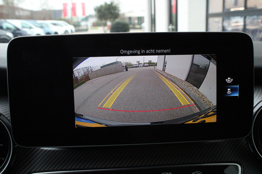 Mercedes-Benz V-Klasse 250d / Lang / AMG / DC / 2x Schuifdeur / 12.000KM!! / Camera / NIEUWSTAAT