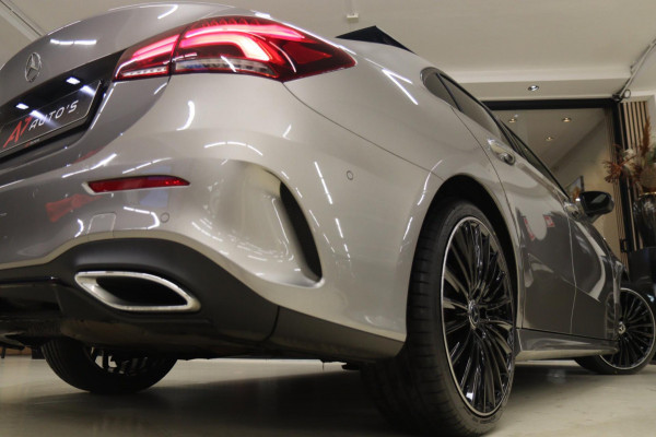 Mercedes-Benz A-Klasse 200 AMG NAP Pano/Carplay/Keyless/Memory/Sfeerver/VOL