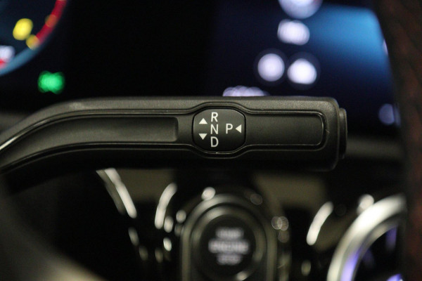 Mercedes-Benz A-Klasse 200 AMG NAP Pano/Carplay/Keyless/Memory/Sfeerver/VOL