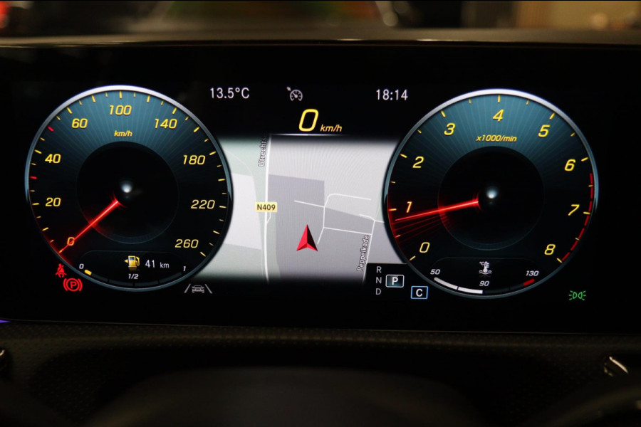 Mercedes-Benz A-Klasse 200 AMG NAP Pano/Carplay/Keyless/Memory/Sfeerver/VOL
