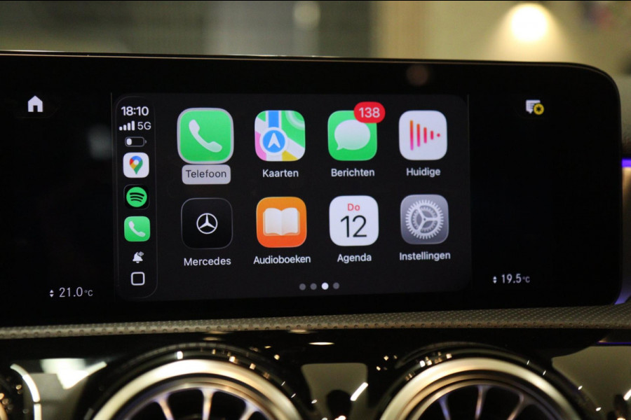 Mercedes-Benz A-Klasse 200 AMG NAP Pano/Carplay/Keyless/Memory/Sfeerver/VOL