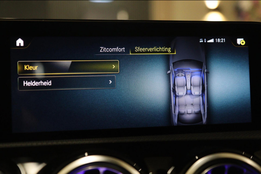 Mercedes-Benz A-Klasse 200 AMG NAP Pano/Carplay/Keyless/Memory/Sfeerver/VOL