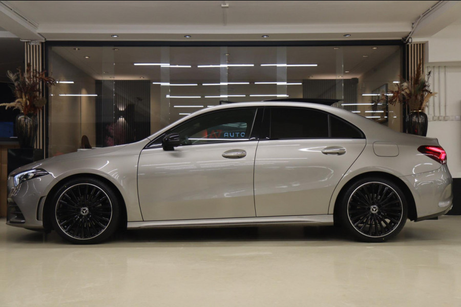 Mercedes-Benz A-Klasse 200 AMG NAP Pano/Carplay/Keyless/Memory/Sfeerver/VOL